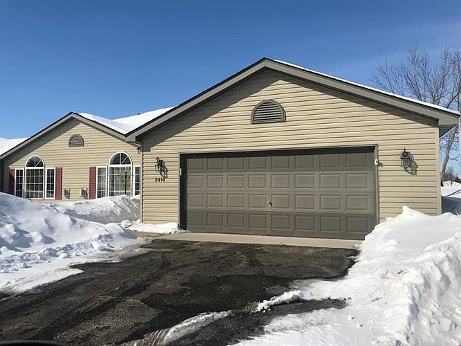 1st image of 2414 Carriage Hills Dr