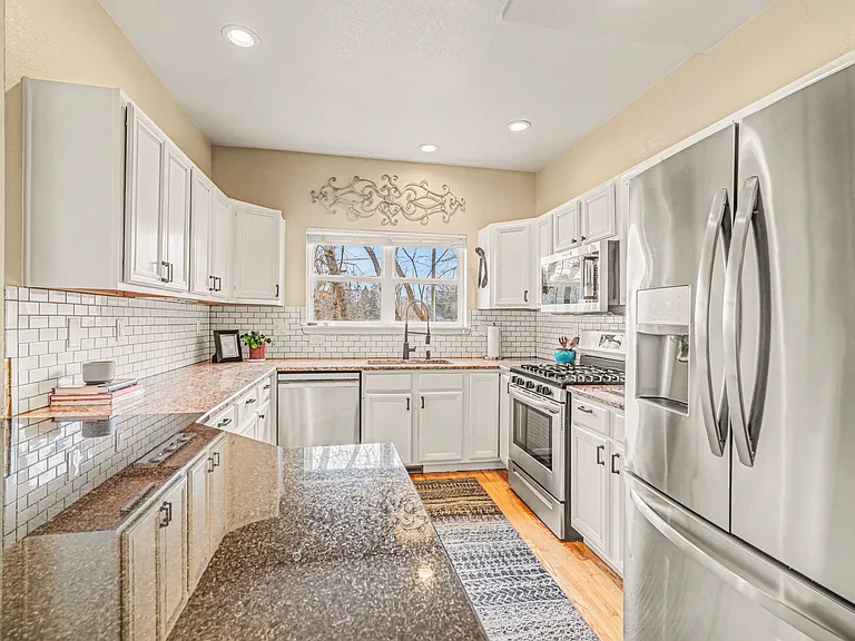 2407 Water Cress Ct — Photo 3