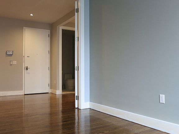 5th image of 242 Himrod St