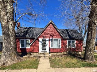 234 E Jefferson St, Greenview, IL 62642