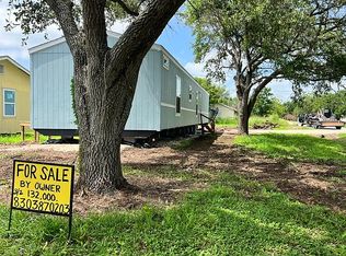 401 Kansas St, Woodsboro, TX 78393