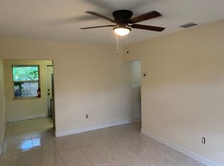 462 NE 174th St #462, Miami, FL 33162