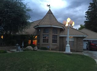 9207 Flinders St, Bakersfield, CA 93307