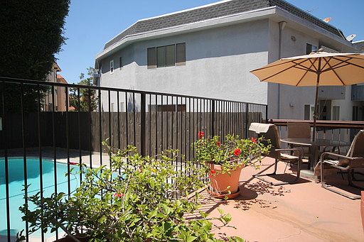 5th image of 6151 Canterbury Dr Unit 306