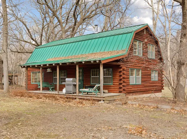 8232 River Acres Rd, Cottage Grove, MN 55016