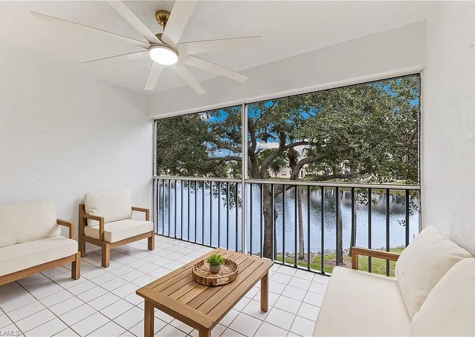 760 Wiggins Lake Dr