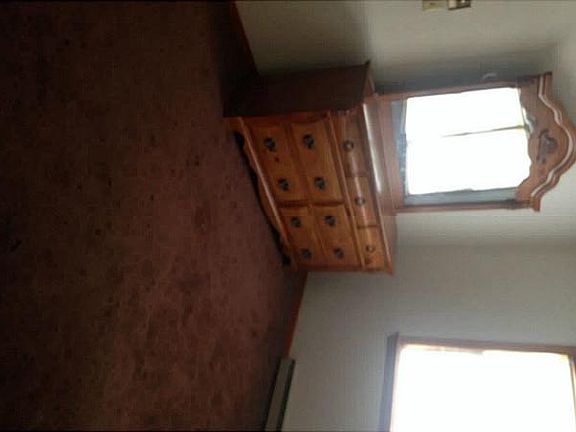 4th image of 8953 Tidewater Dr