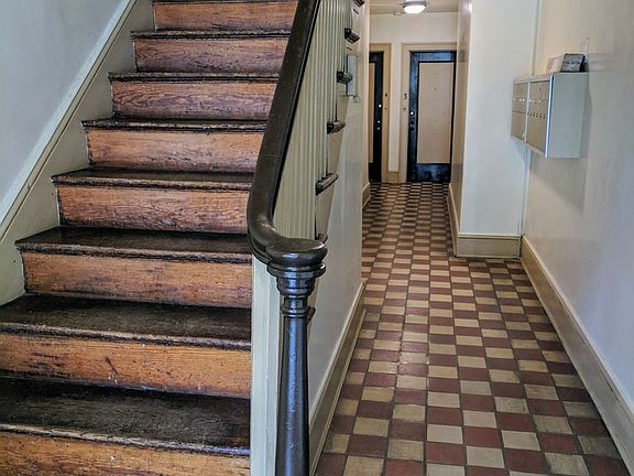 2nd image of 3301 Grove Ave #11
