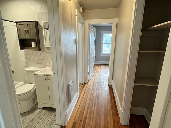 4th image of 1210 E 1st St #3