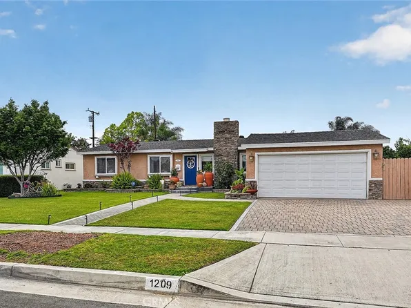 1209 S East Gates St, Anaheim, CA 92804