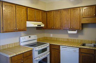 5th image of 205 Rose Dr