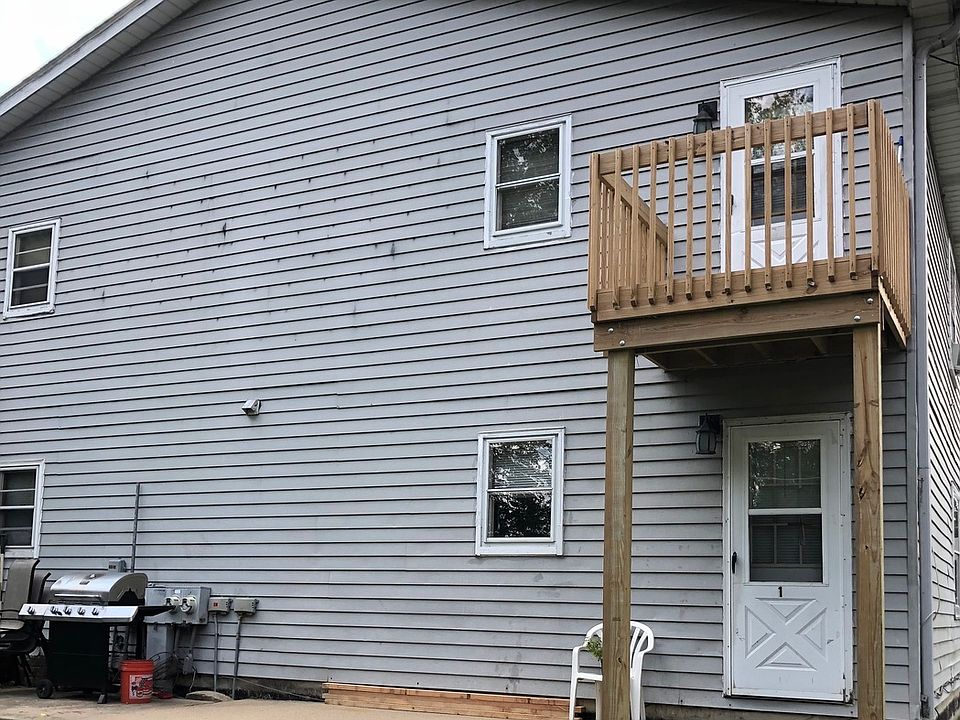 2nd image of 1011 N Fairfield Rd