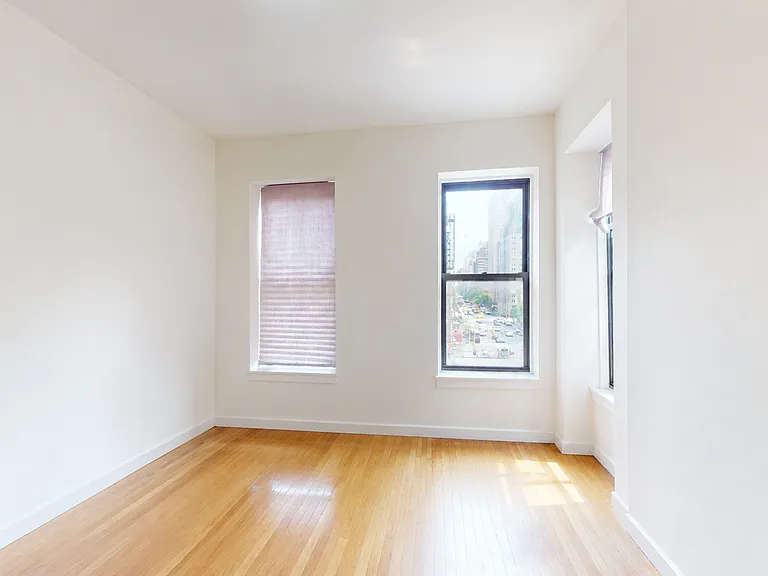 1443 York Ave #5E — Photo 8