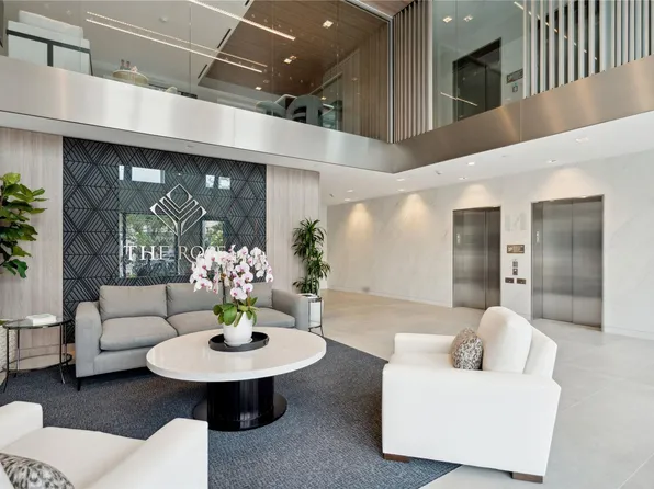 218 Middle Neck Road #204, Great Neck, NY 11021