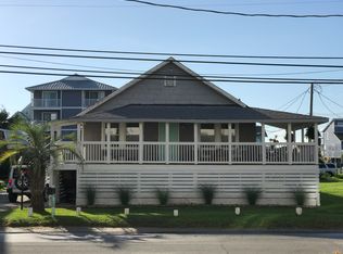 1302 Canal Dr, Carolina Beach, NC 28428