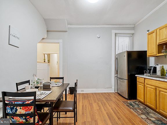 4th image of 1813 W Thompson St APT 1