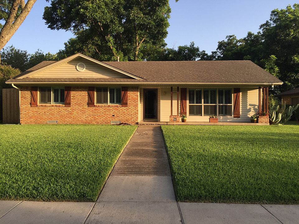 1st image of 406 Fairview Dr