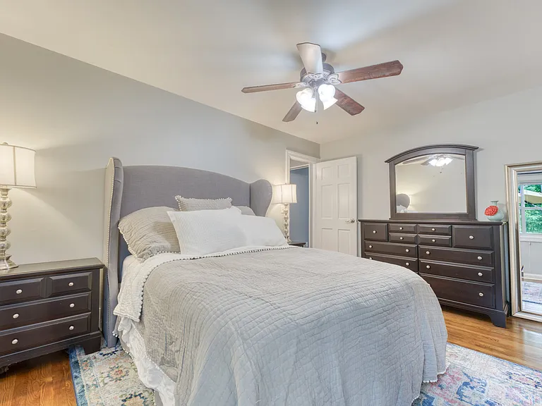 10 Inglee St — Photo 13