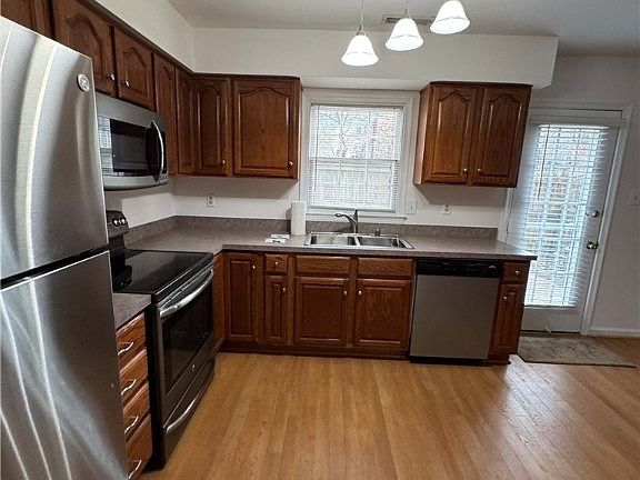 3rd image of 1505 Stony Force Dr #1505