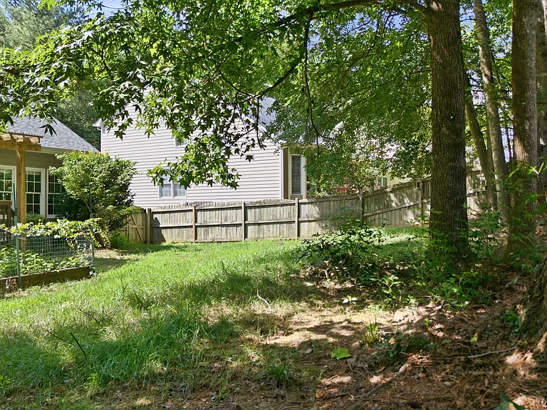 115 Lonebrook Dr — Photo 53