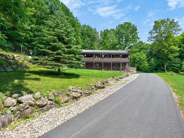 296 Lake Nebo Road, Fort Ann, NY 12827