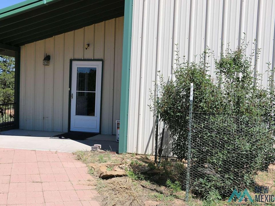 1st image of 32 Dan Gatlin Rd