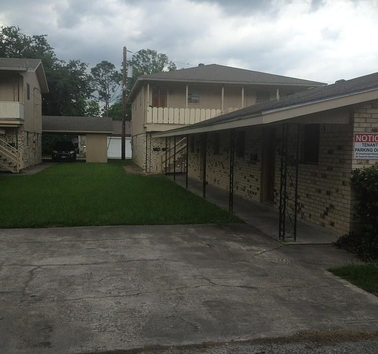2nd image of 520 N 15th St