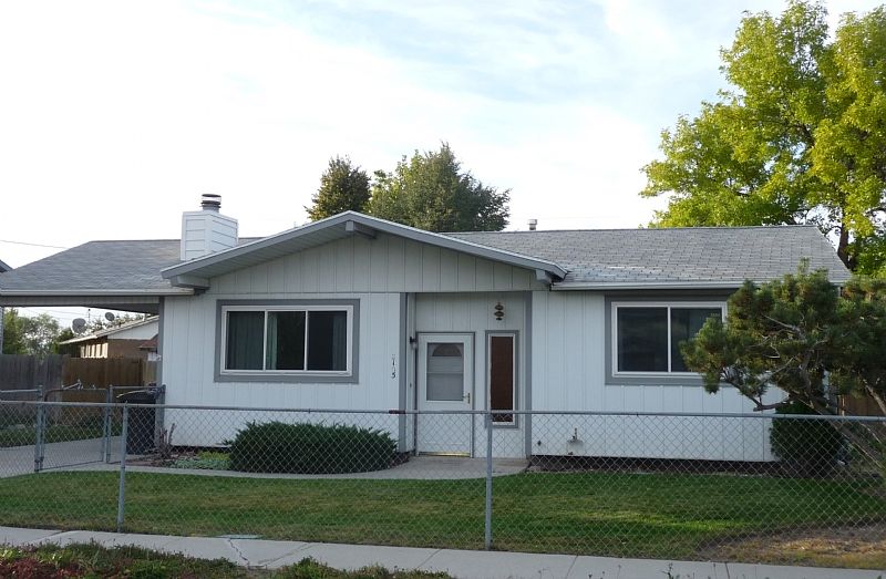 1st image of 2105 Carefree Cir