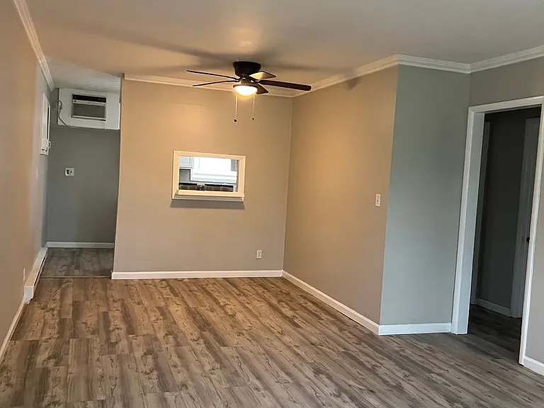 6028 Laurel Hall Dr — Photo 31