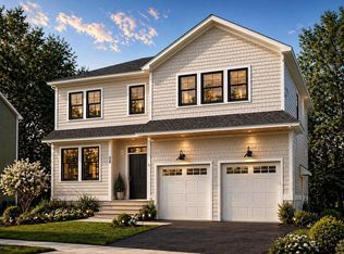 203 Renfrew St, Arlington, MA 02476