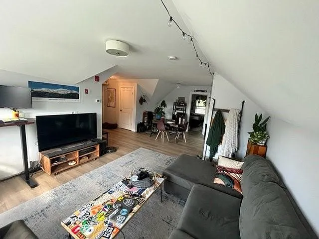 31 Grove St — Photo 13