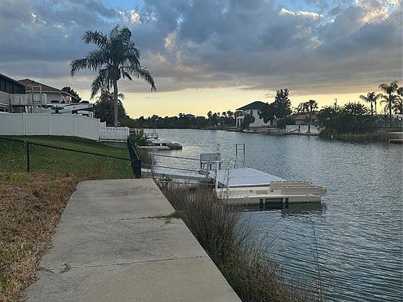 4th image of 3377 Oleander Dr Lot 17