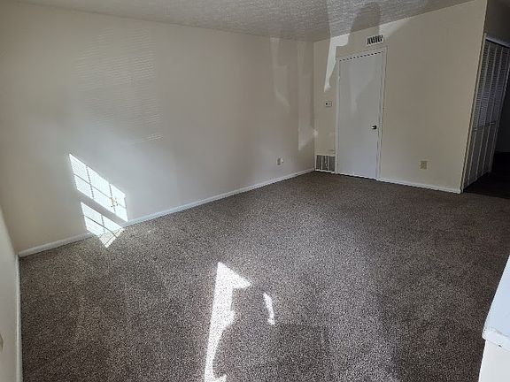 4th image of 16 N Virginia Ln