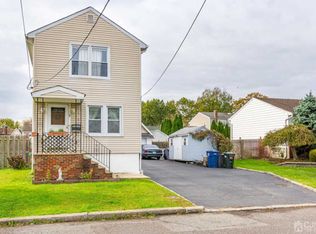 9 Harrison St, Clark, NJ 07066