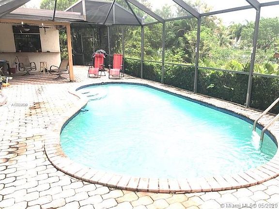 3rd image of 15912 W Wind Cir