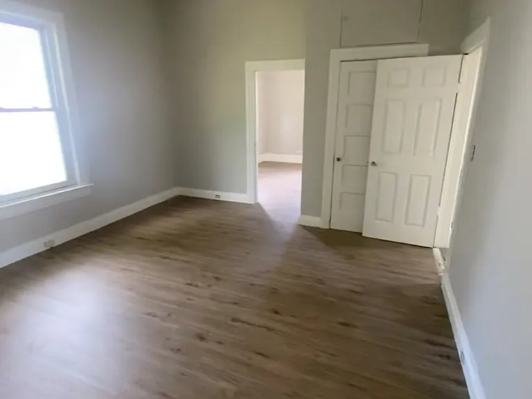 3723 Manola Ave — Photo 5