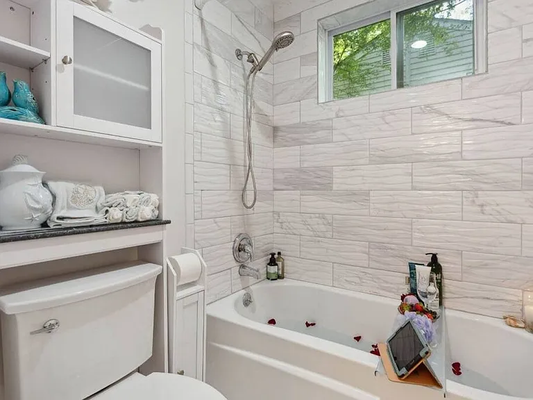 292 Richardson Rd NW — Photo 24