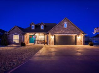 108 Surry Rd, Elk City, OK 73644