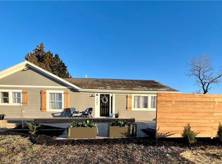 2302 N 200th Rd, Edgerton, KS 66021