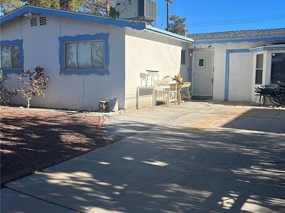 3rd image of 5201 Doe Ave