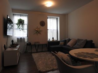 58 W 48th St #F4, New York, NY 10036