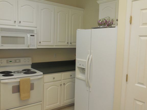 4th image of 4513 Heatherbrook Blvd