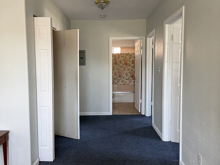 5411 Alhambra Ave #5411 — Photo 8