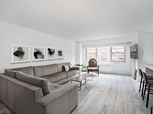 70 E 10th St APT 7P, Manhattan, NY 10003