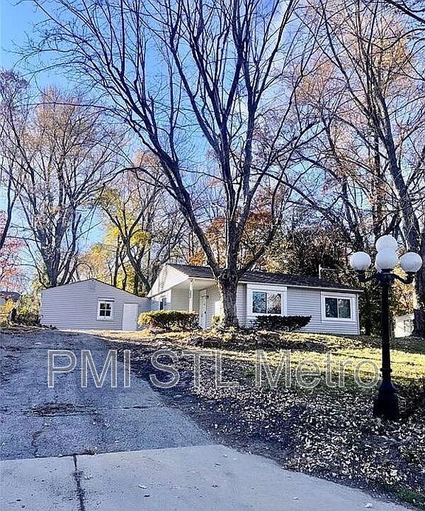 1st image of 25 S Dellwood Ave