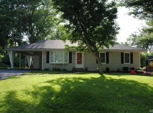887 Dewberry Ct, Saint Louis, MO