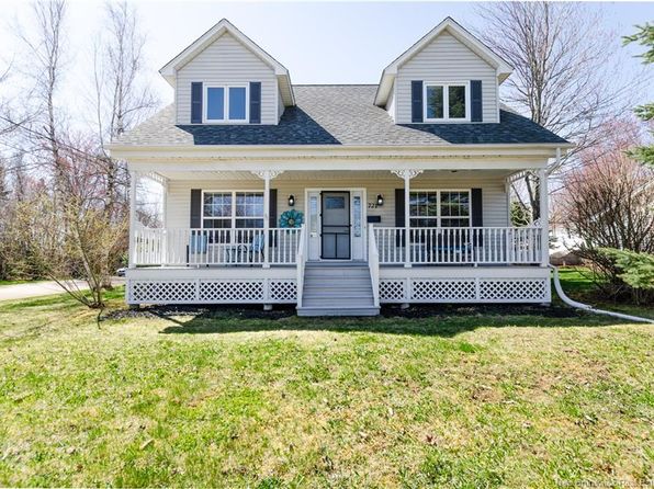 721 Pinewood Rd, Riverview, NB E1B 4X5