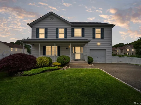 924 Otsego Court, West Hempstead, NY 11552