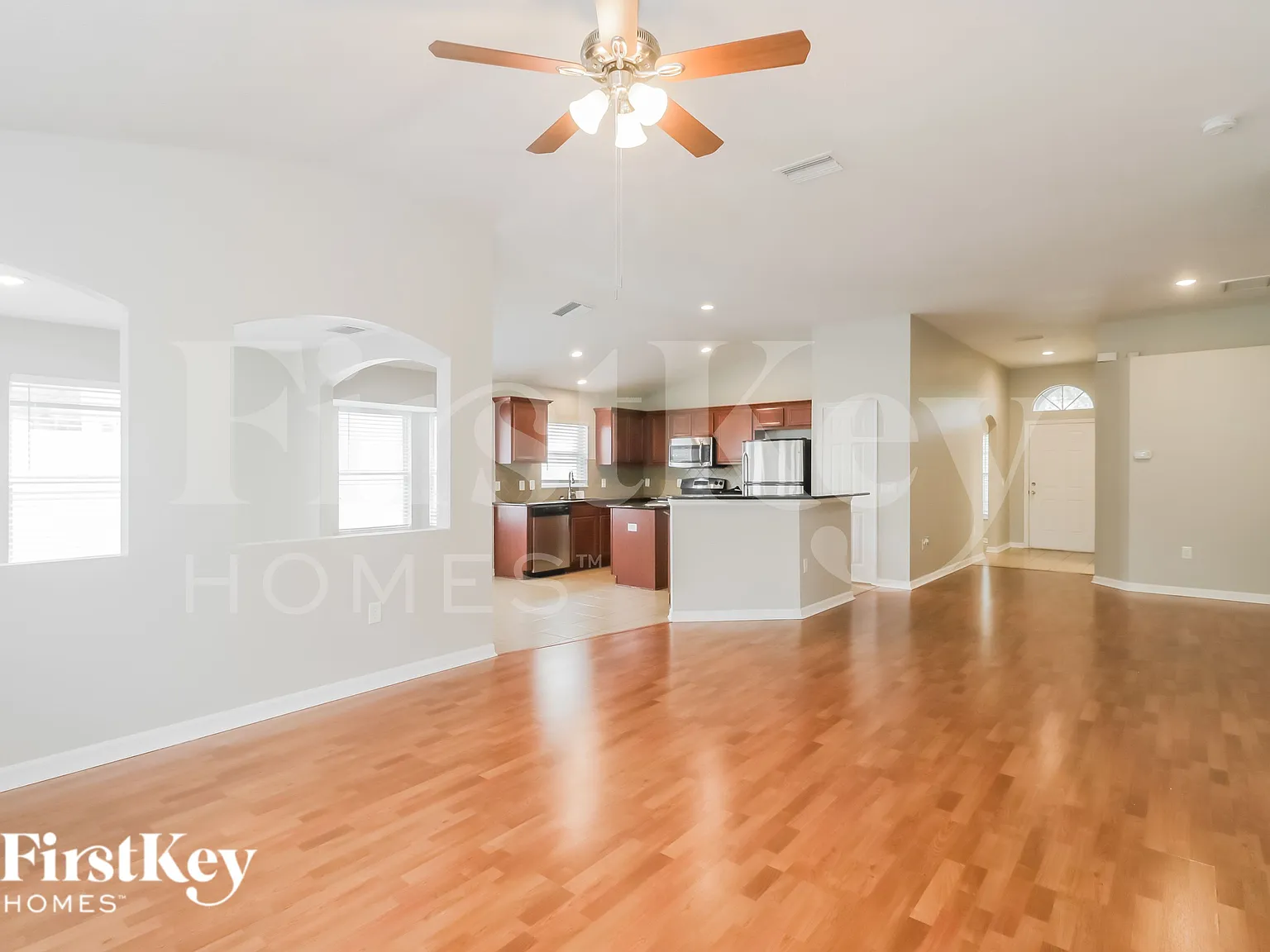 3 bed, 2.0 bath, 1860 sqft, $1,885 — Photo 4