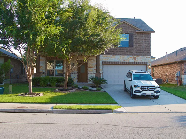 4705 Randig Ln — Photo 3